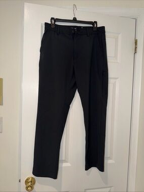 Hurley Men's Black Straight-Leg pants w/ stretch activewear
